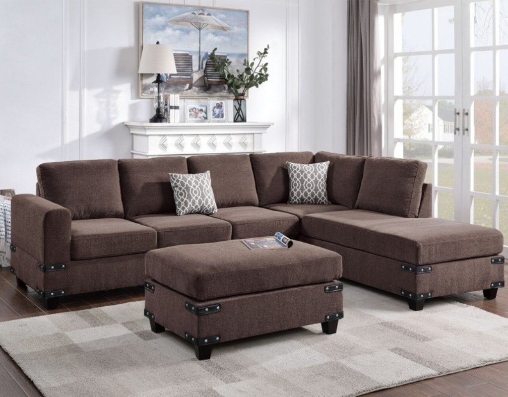 Elegant Koltuk Takımı Ve Osmanlı Kokteyl Pufu İle Şık Ve Rahat Oturma Alanı